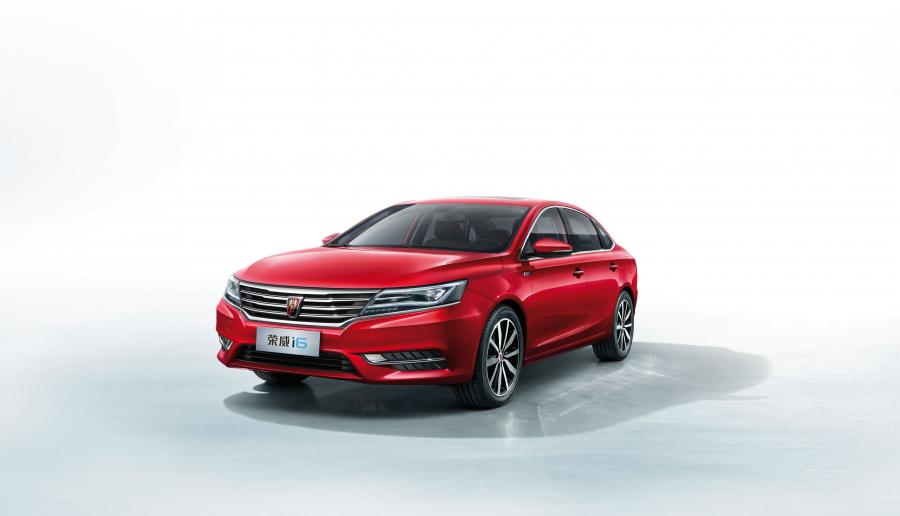  Roewe i6 2017 года  (фото 7 из 17)